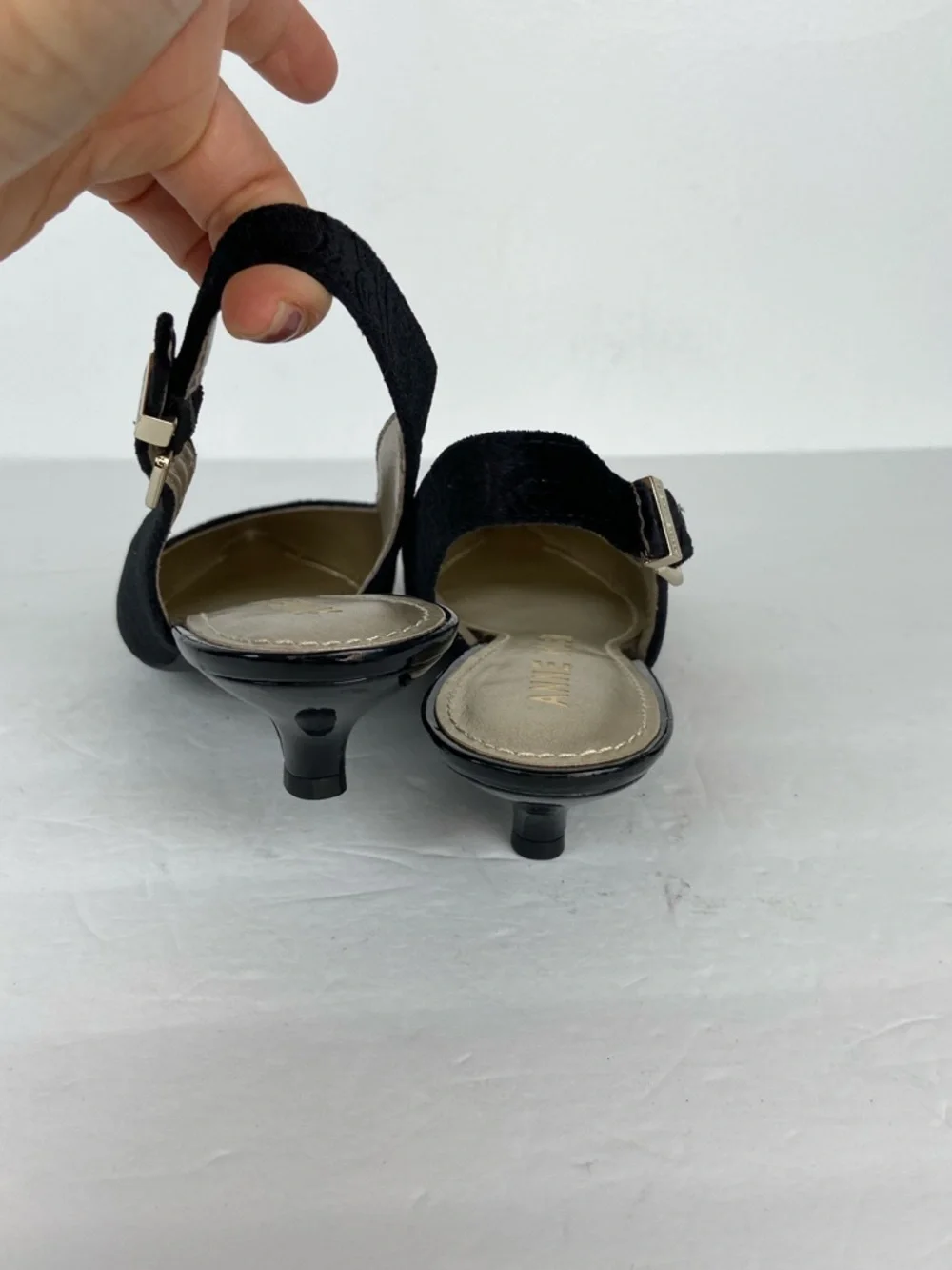 Anne Klein Expert Velvet Pump Shoes Size 7 M Black Sling Back Preppy Elegant - Picture 7 of 12